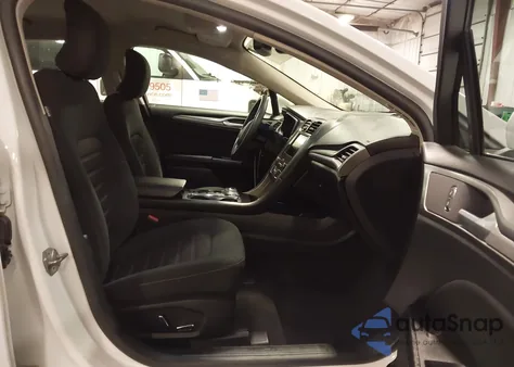 2019 Ford Fusion Hybrid Se из США, поврежденный, VIN 3FA6P0LU7KR261879